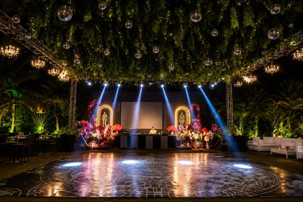 Stage Lighting & Ambience